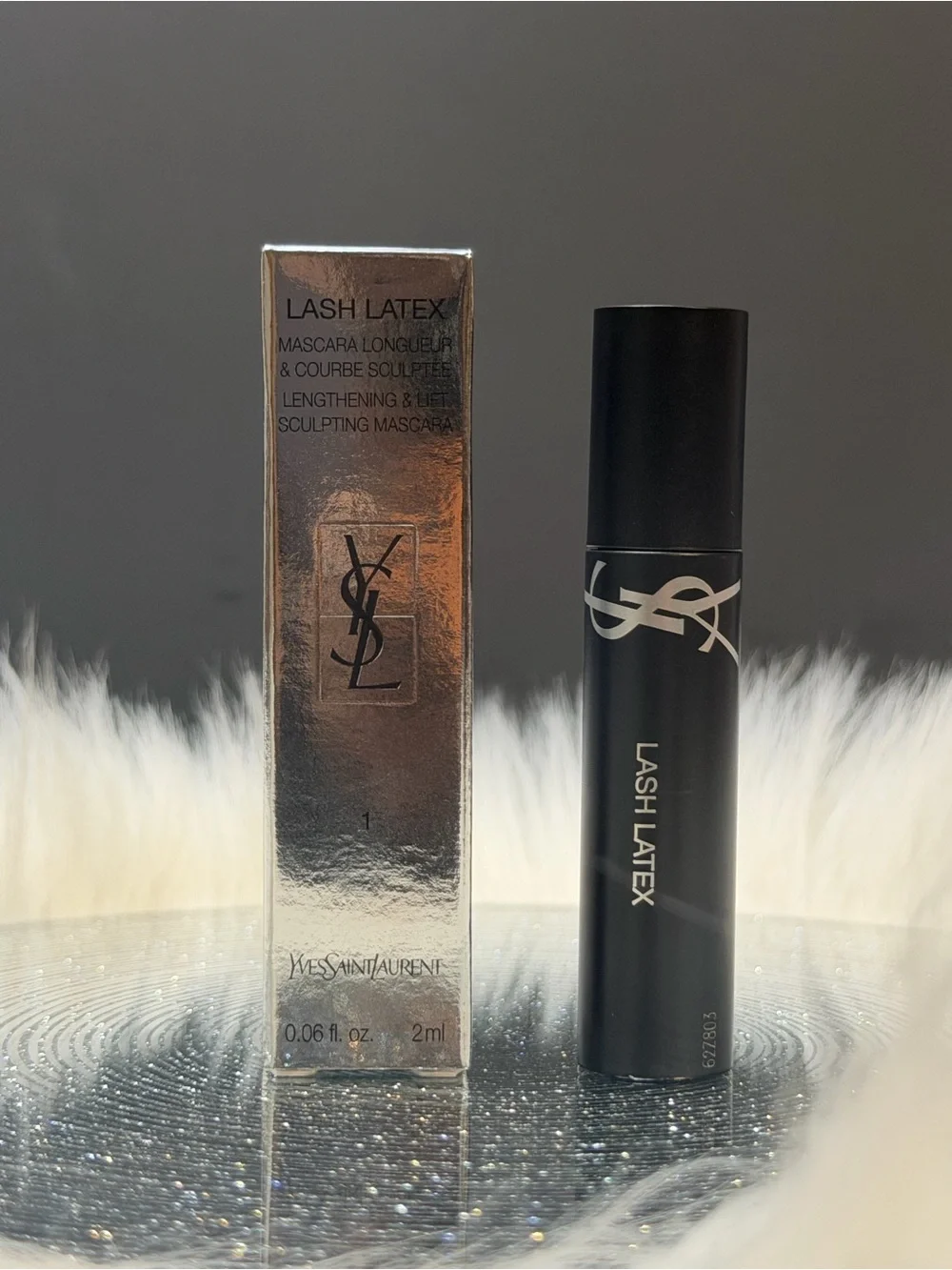 Yves Saint Laurent Lash Latex Mascara — Black